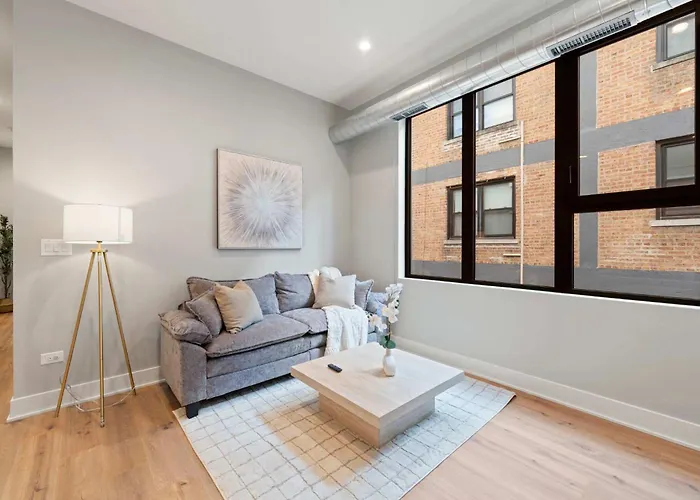 Appartamento 2bd 2ba Condo- Steps To With Gym & Parking Chicago