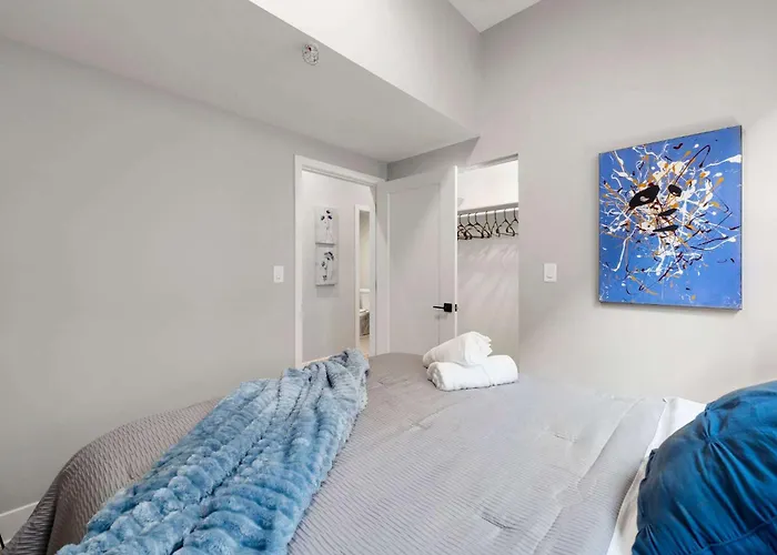 Appartamento 2bd 2ba Condo- Steps To With Gym & Parking *